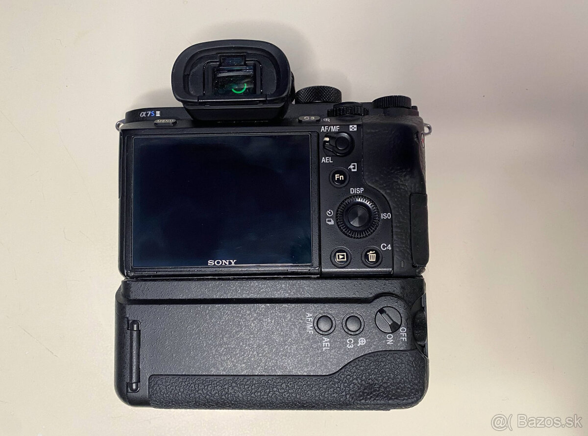 SONY A7S II + Booster + 2 Baterie - 4