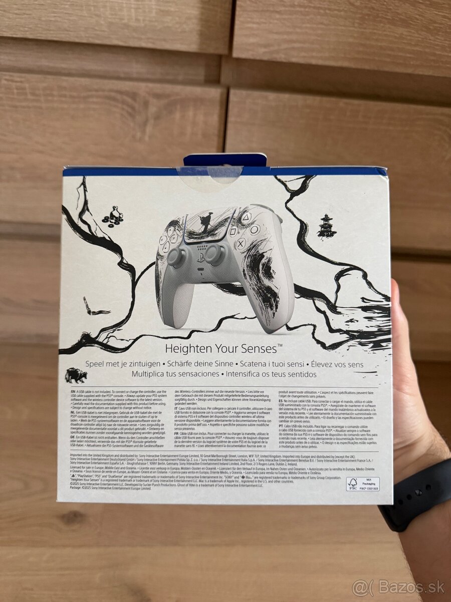 PS5 DualSense Ghost of Yotei Black Limited Edition - 4