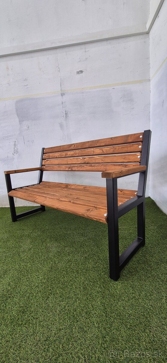 Zahradna lavička - 4