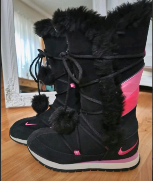 Štýlové semišové čižmičky Nike, veľkosť 37,5, NOVÉ - 4