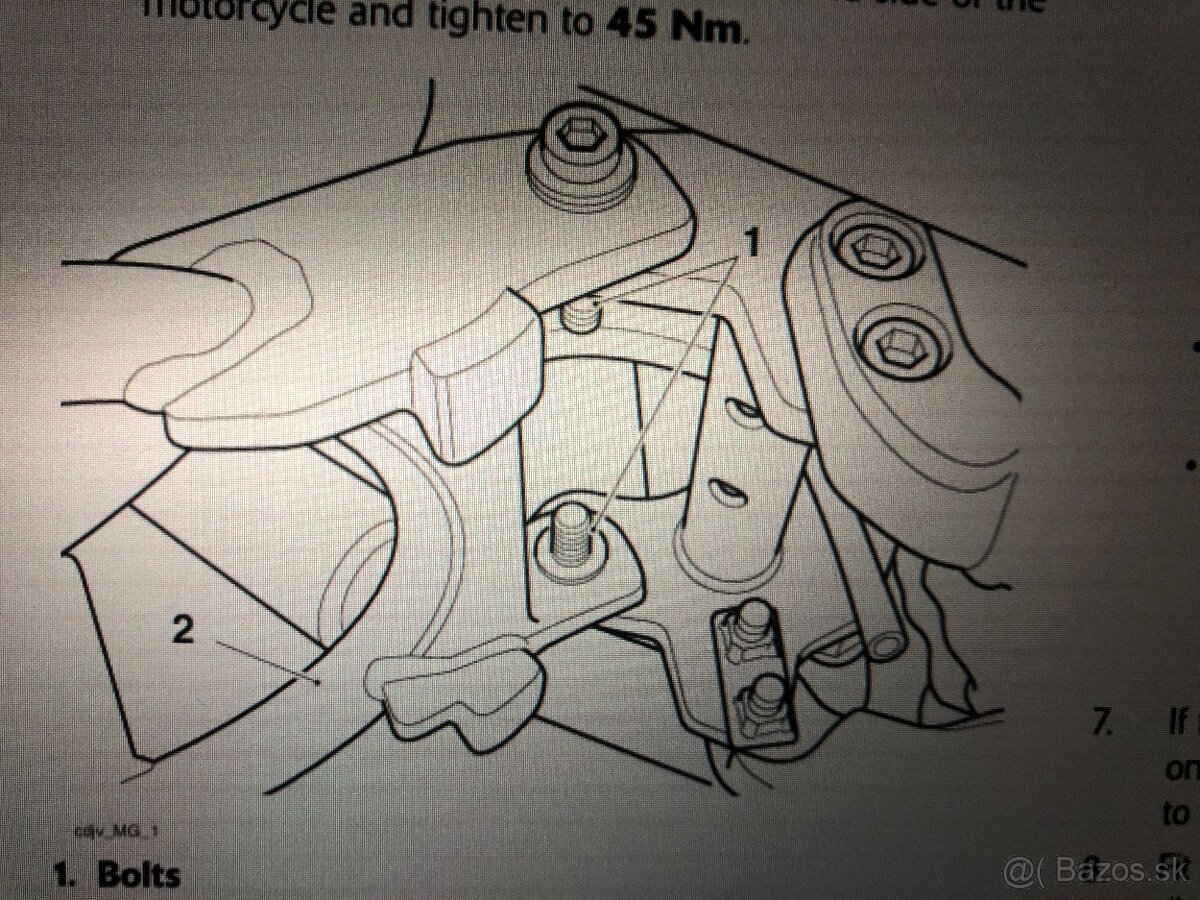 Predám stredový stojan na Triumph Bonneville T100 - 4