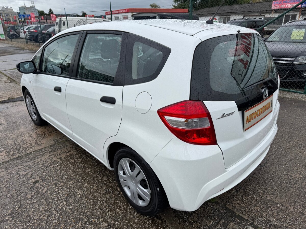 Honda Jazz 1,2i-VTEC 5MT COOL - 4