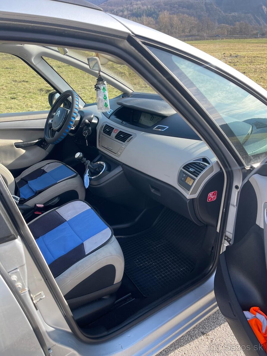 Citroen C4 Grand Picasso - 4