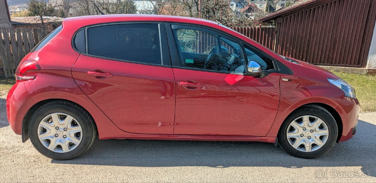 Peugeot 208 Style 1.2 PureTech 82k - 4