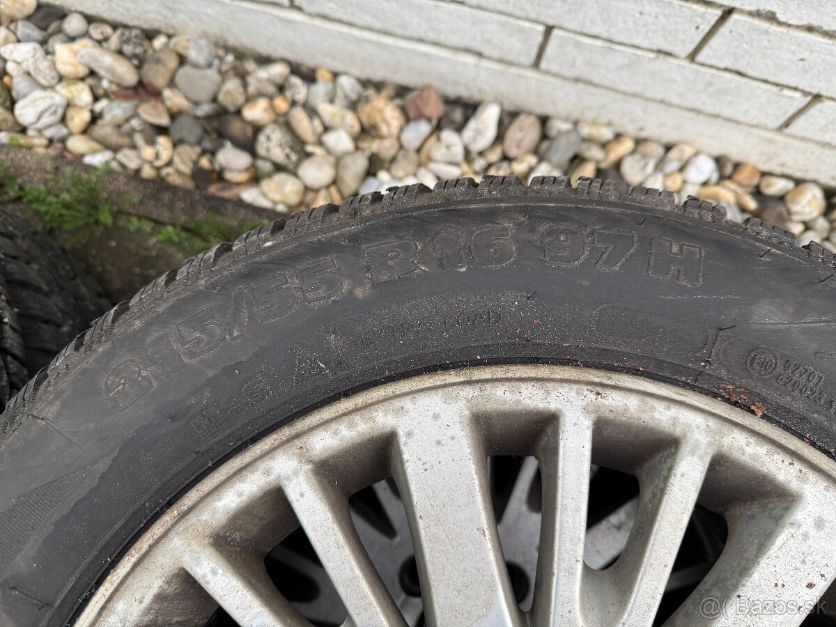 215/55 R16 zimné + Disky Volvo 16 - 4
