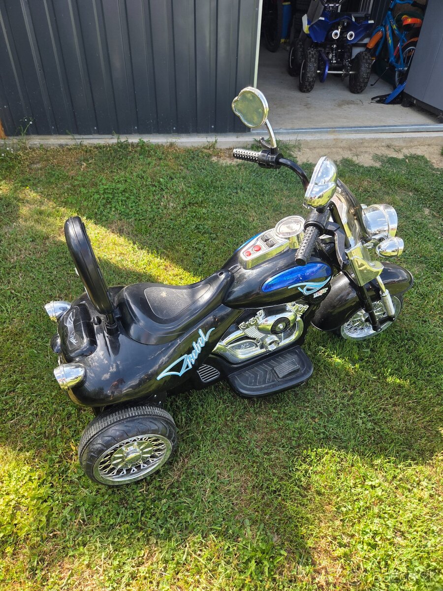 Predám elektrickú motorku/trojkolku - 4