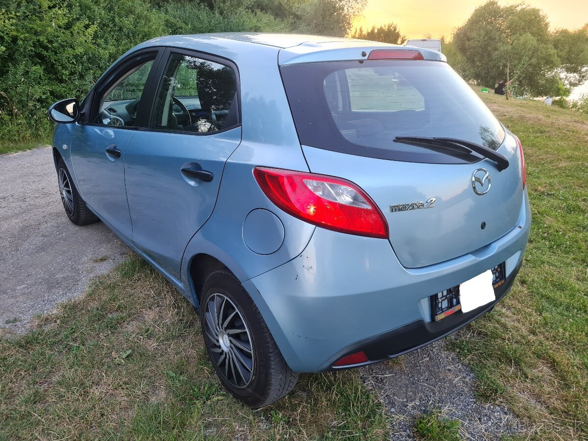 Mazda 2 ... 1,3 16v ...124xxx km - 4