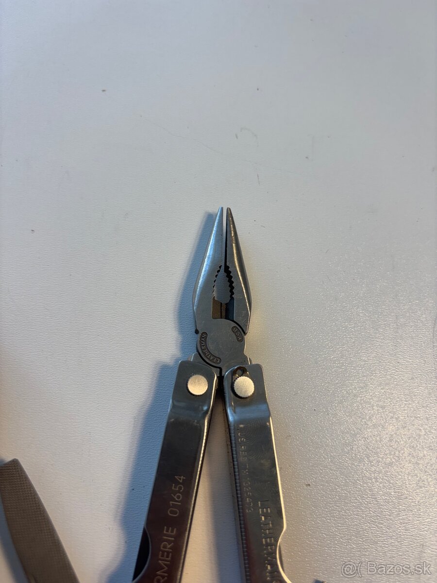 Leatherman multitool - 4