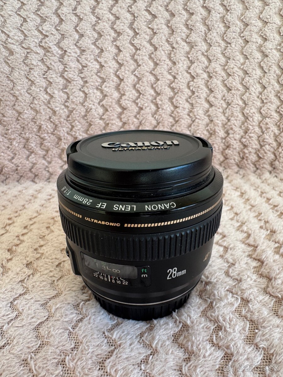 Canon EF 28mm f/1.8 USM - 4
