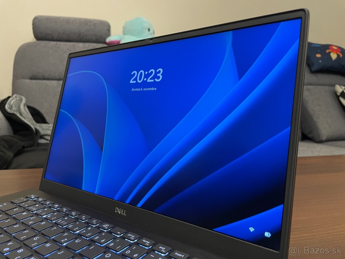 Dell Vostro - Intel i5 /16GB RAM/256GB NVMe/14" FHD/W11 PRO - 4