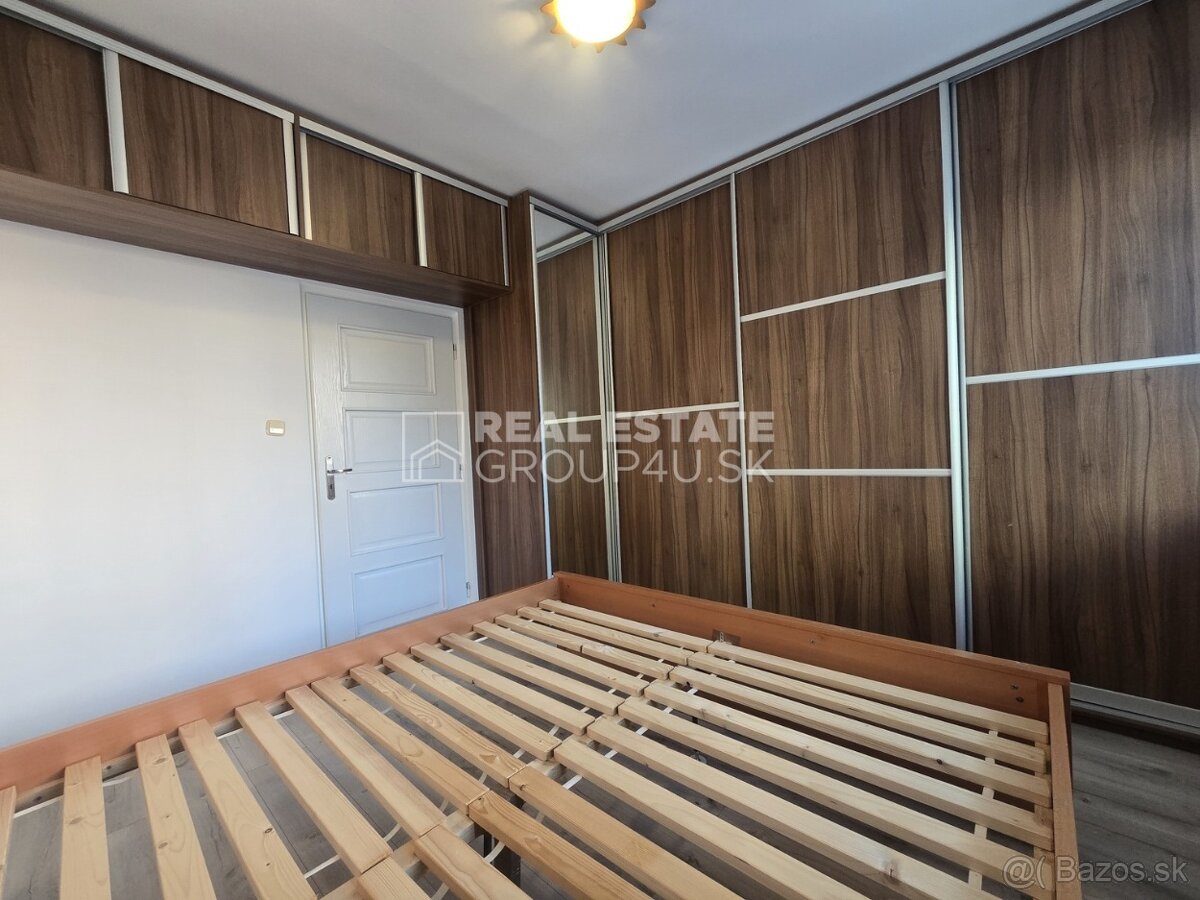 PREDAJ: ZREKONŠTRUOVANÝ 4 IZBOVÝ BYT S VÝMEROU 79 M2 - ul. M - 4