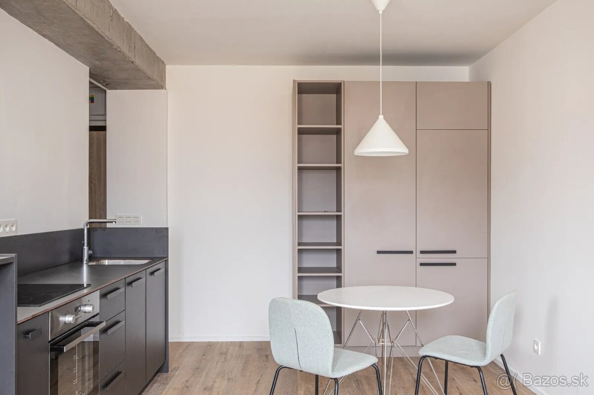 Realitný kancelária REALADR s.r.o. - 4