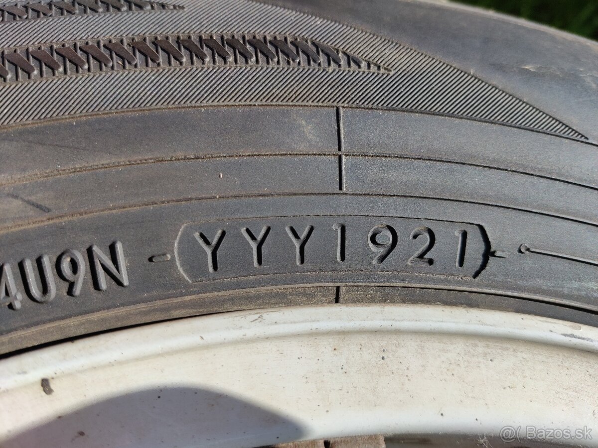 VW originál al.disky 15"zimné Yokohama - 4