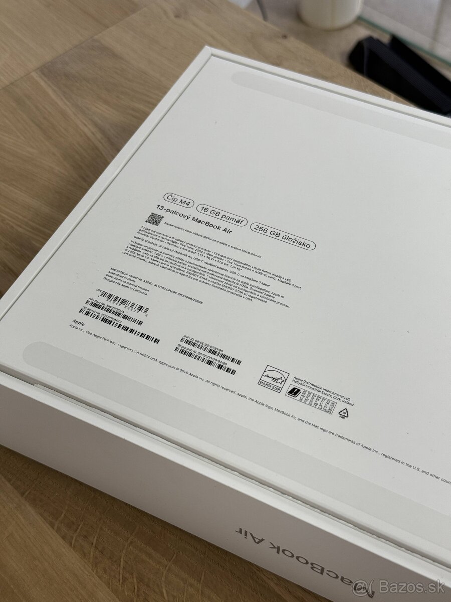 Macbook Air 13" M4 2025 256GB Silver - 4