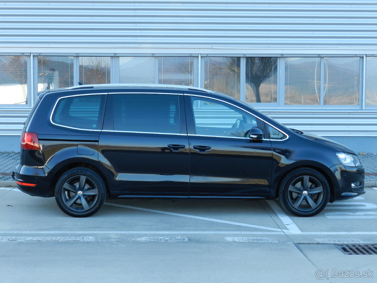 VW Sharan 2.0 TDI Highline 4MOTION 7miest Panorama Webasto - 4