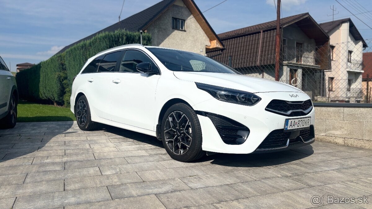 KIA Ceed sw gtline - 4