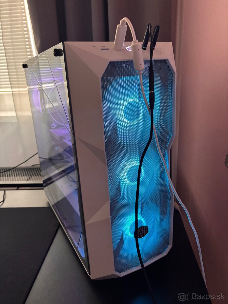 Predám herný PC setup (i5-13600KF, RTX 4070 Aero OC, Alienw - 4