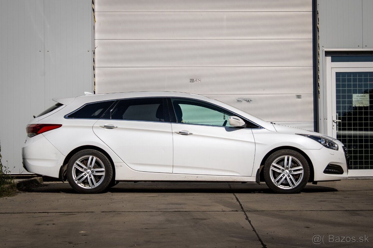 Hyundai i40 CW 1.7 CRDi HP Business - 4