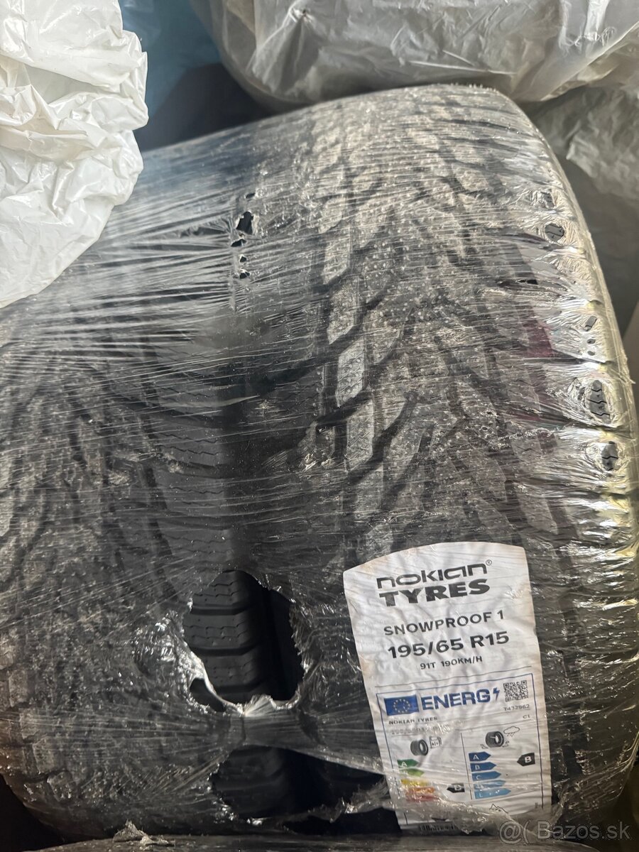 Pneumatiky nové Nokian Snowproof 1, 50€/1ks - 4