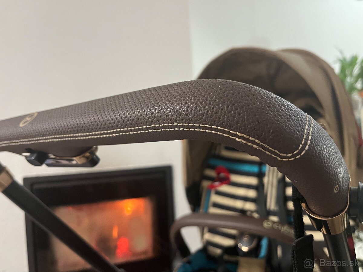 Cybex e-priam by Karolina Kurkova - 4