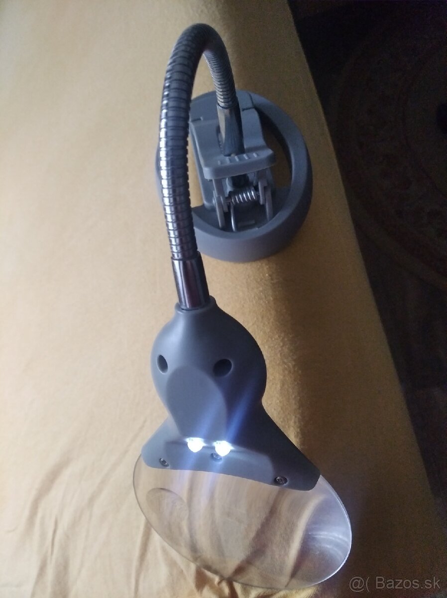 lampa s lupou - 4