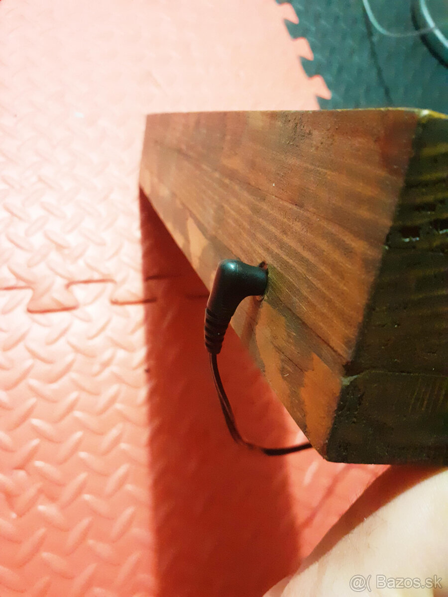 METAXA podsvieteny stojan - 4