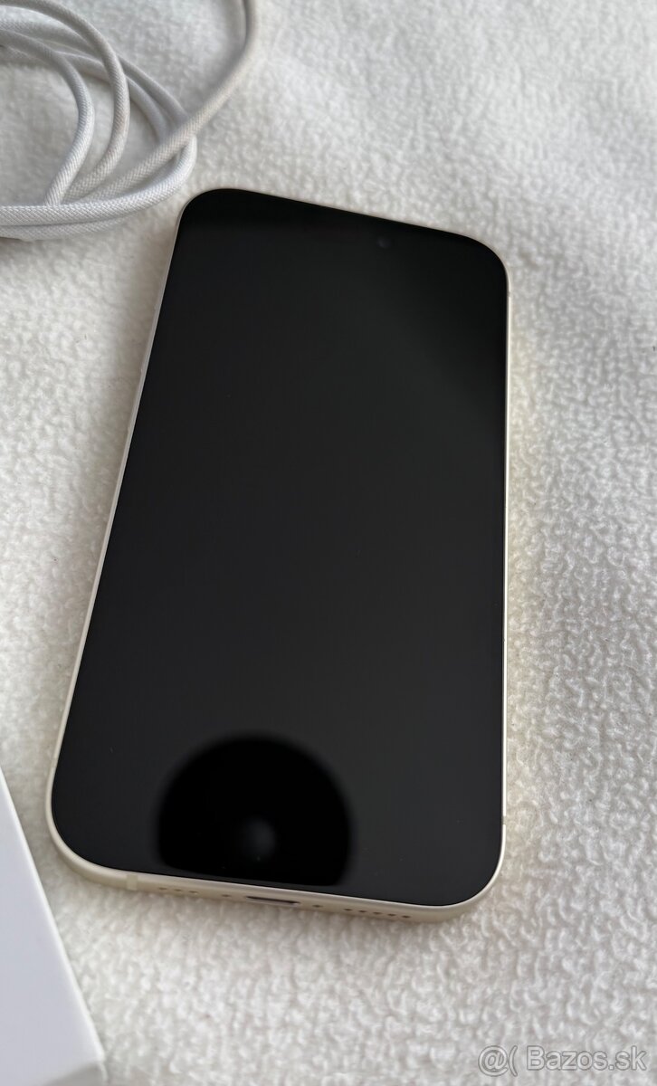iPhone 15 - 128GB - 4