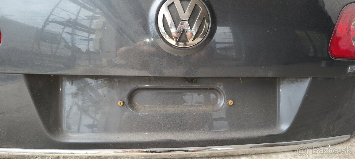 Predám kufor vw Passat combi - 4