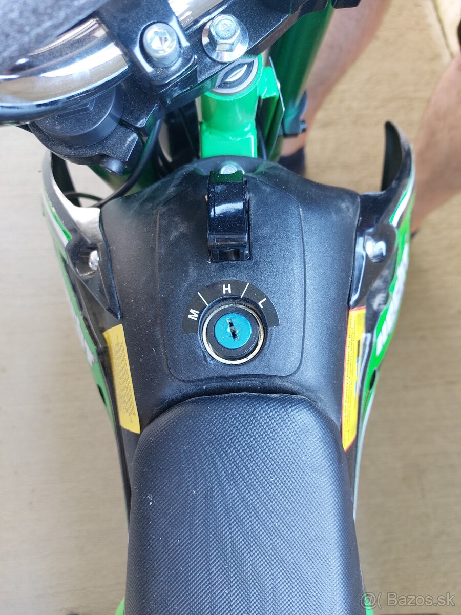 Akumulatorová motorka Hecht