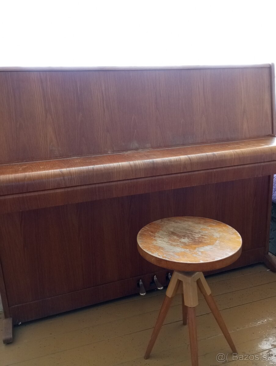 Predám klavír Weinbach - 4