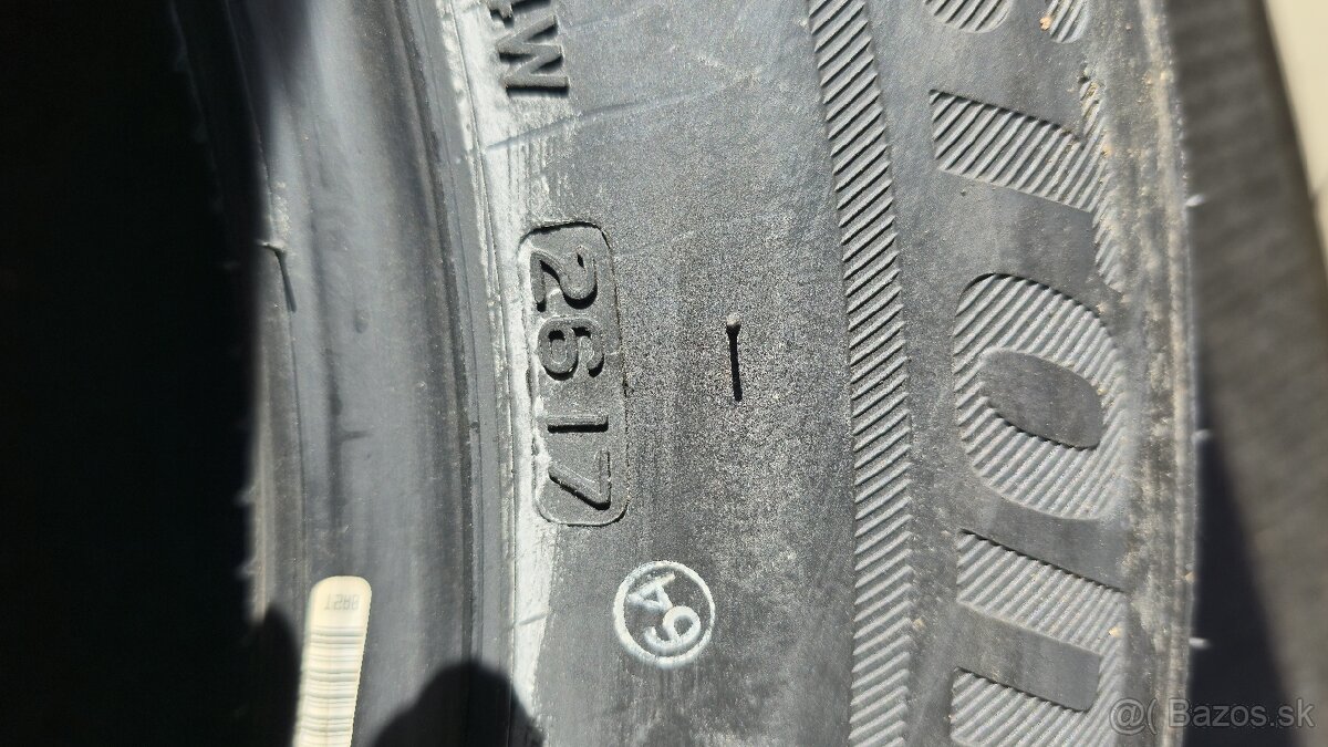 Bridgestone 225/60 R17 - 4