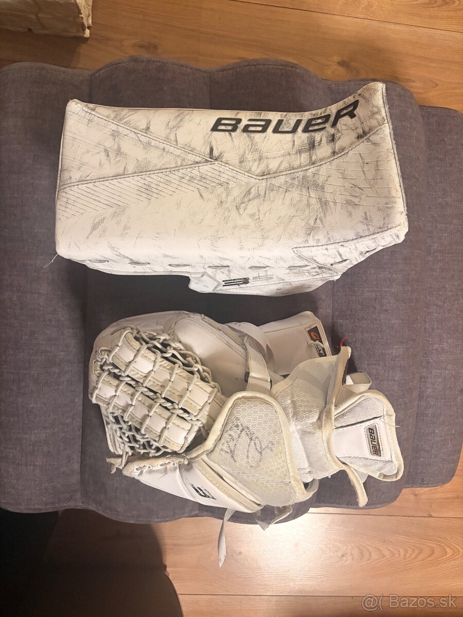 Brankarske hokejove rukavice,kolenacky,suspenzor,prilba - 4