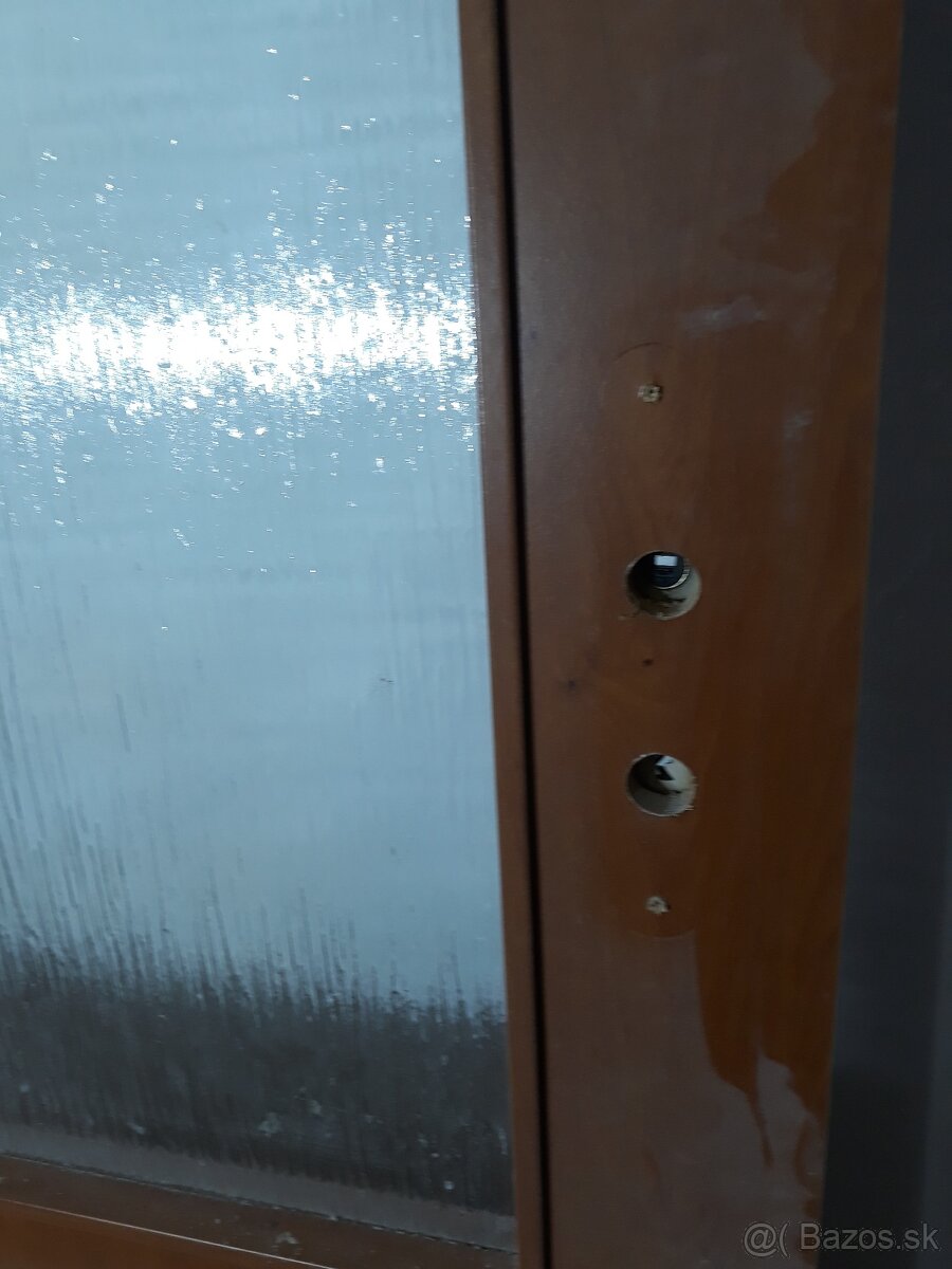 Dvere hnede so sklom 80 lave a 80 prave - 4