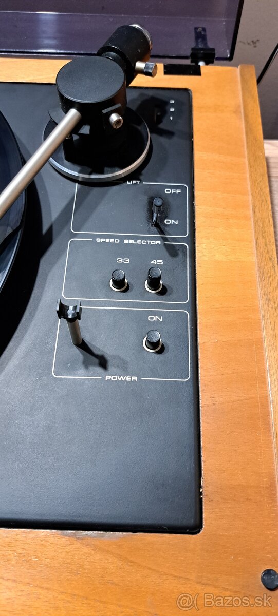 Tesla gramofon NC 420 - 4