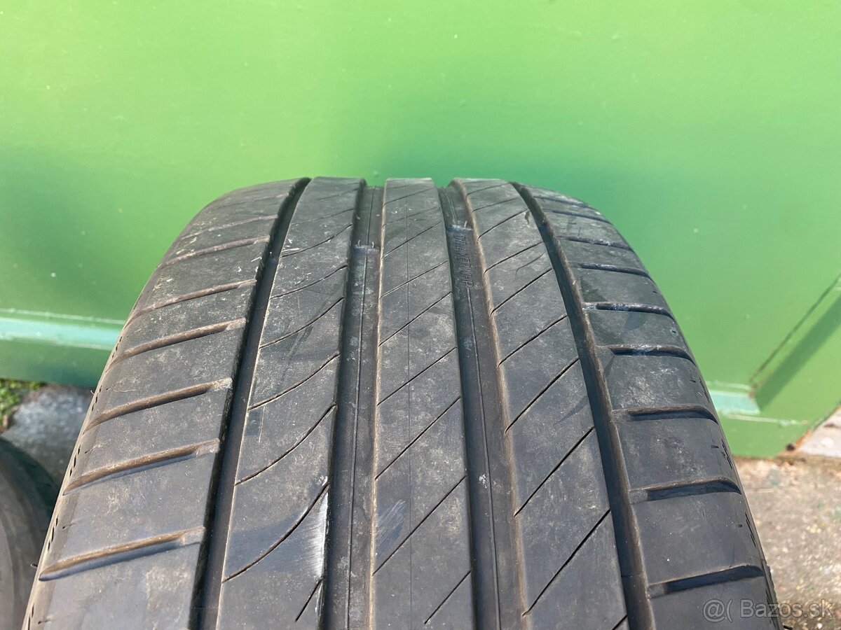 Letné pneumatiky 235/45 R17 - 4