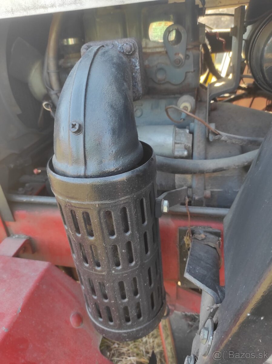 Traktor gutbrod naftovy motor - 4