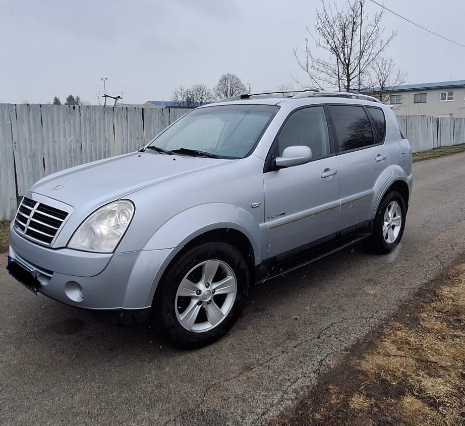 SsangYong Rexton 2.7D - 4