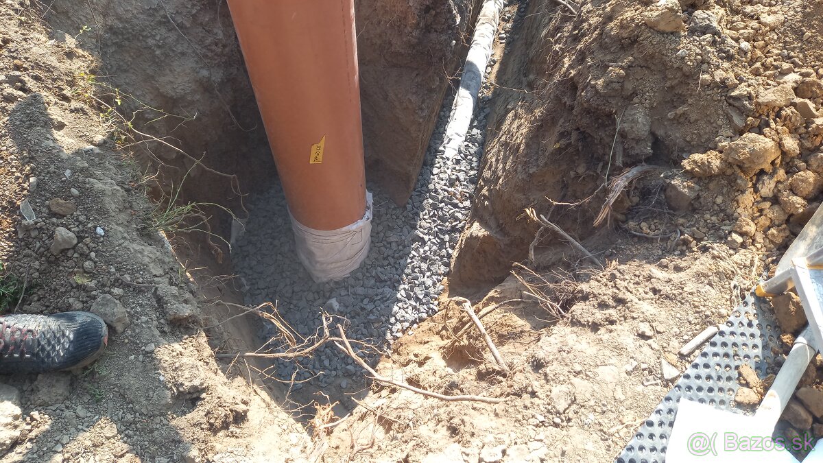 BETÓNOVANIE,KOPANIE,STAVBY - 4