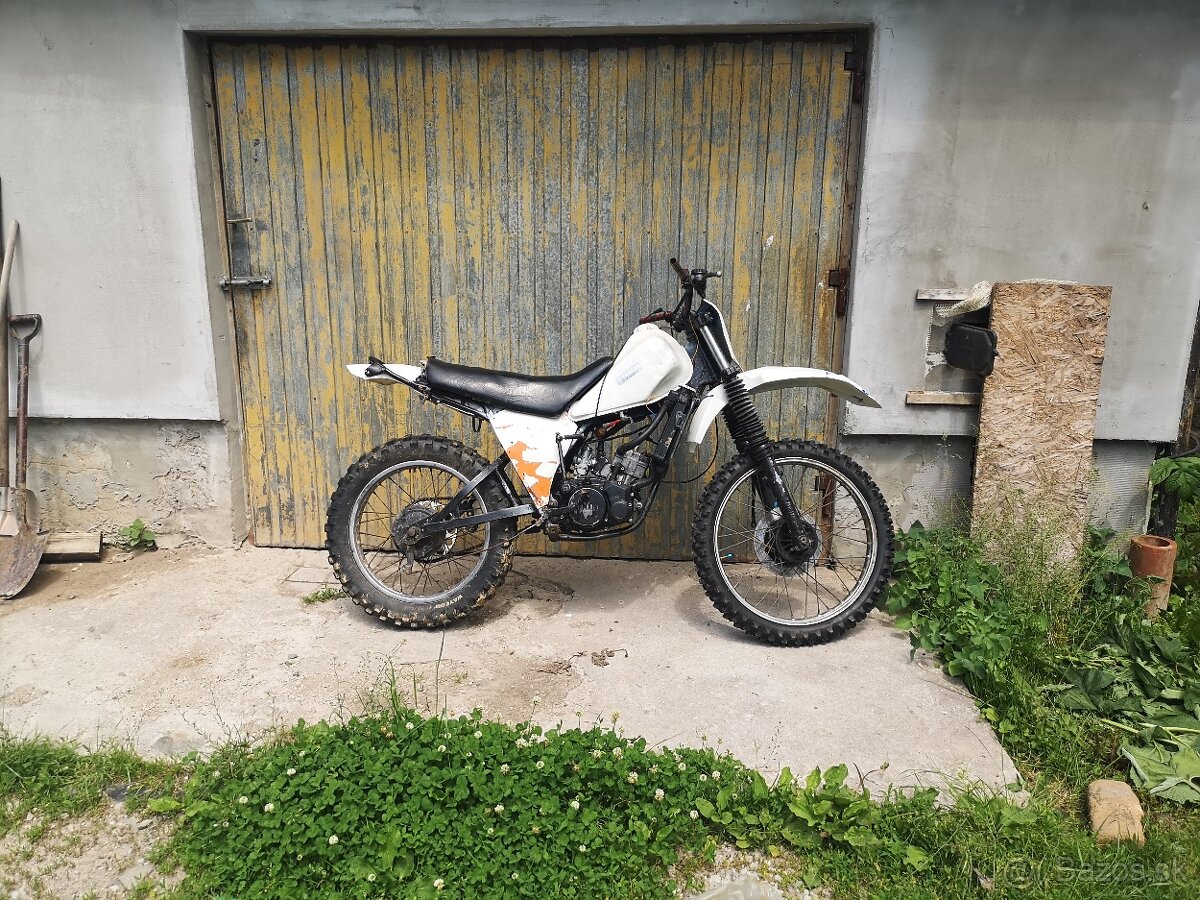 Yamaha Dt 125