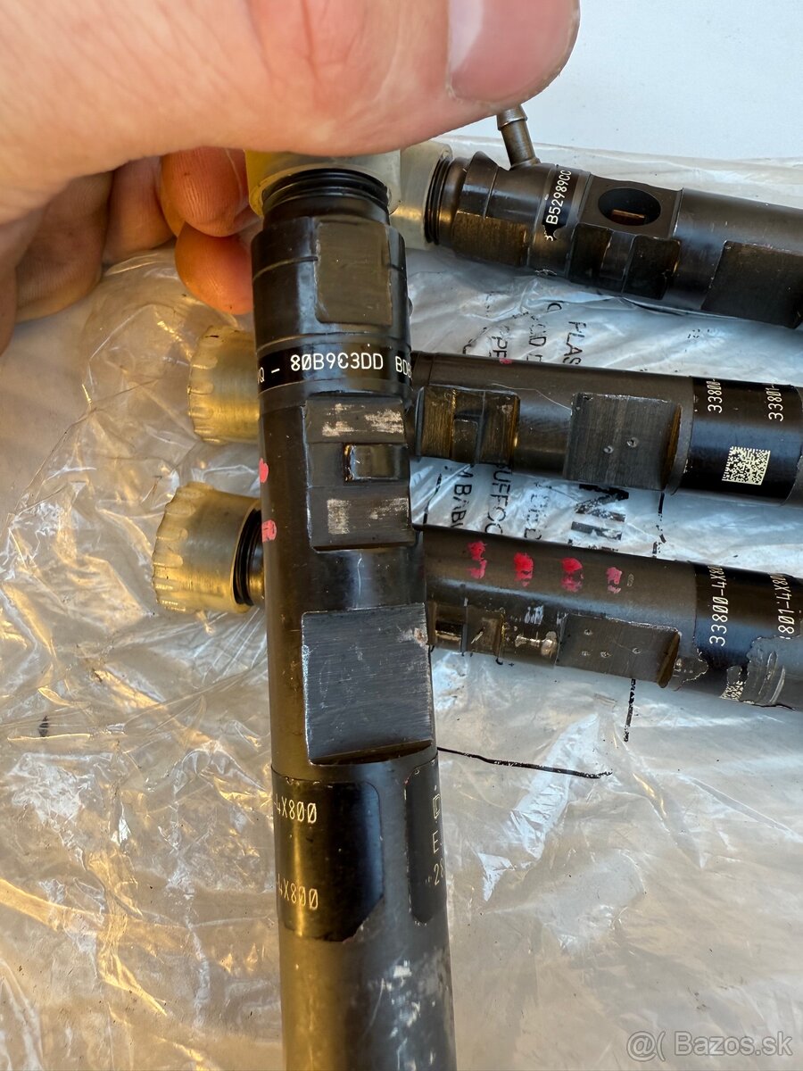 Vstrekovače 2.9 CRDI 120kw - Hyundai Terracan - 4