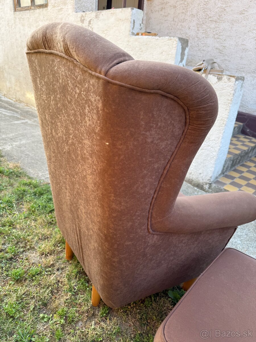 Kreslá s taburetkou - 4