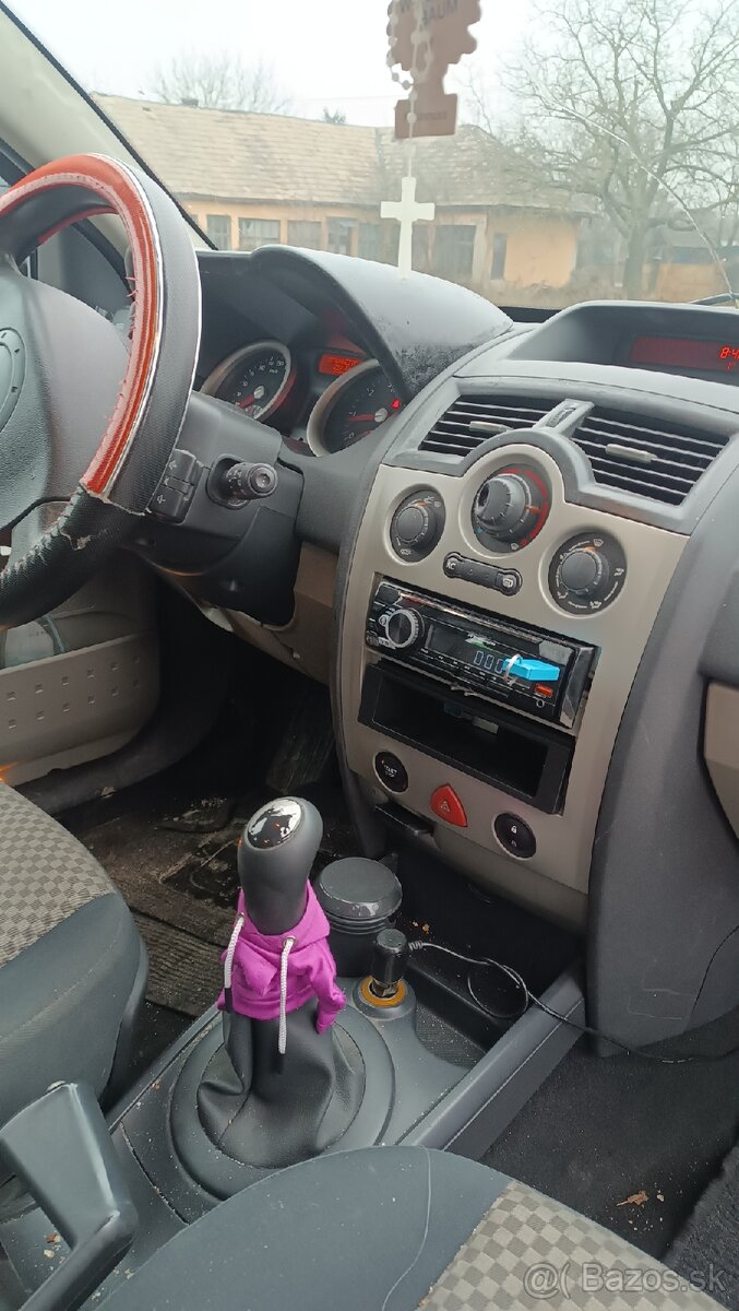Renault Megane 2 - 4