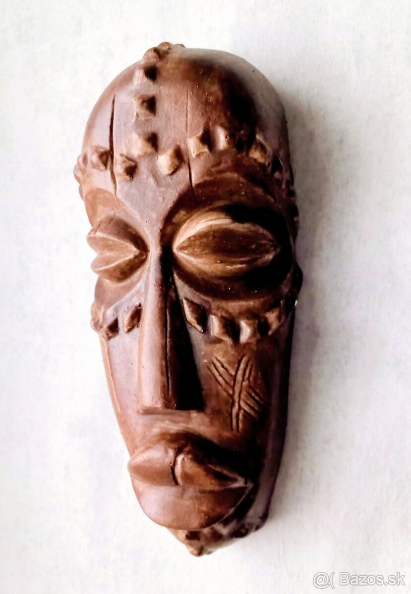 Staré africké kmeňové masky - 4