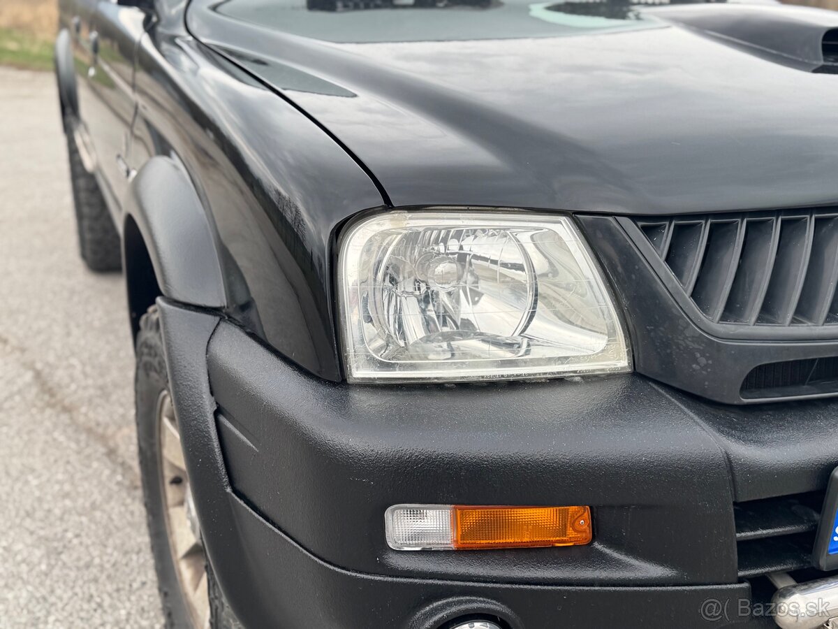Mitsubishi L200 - 4