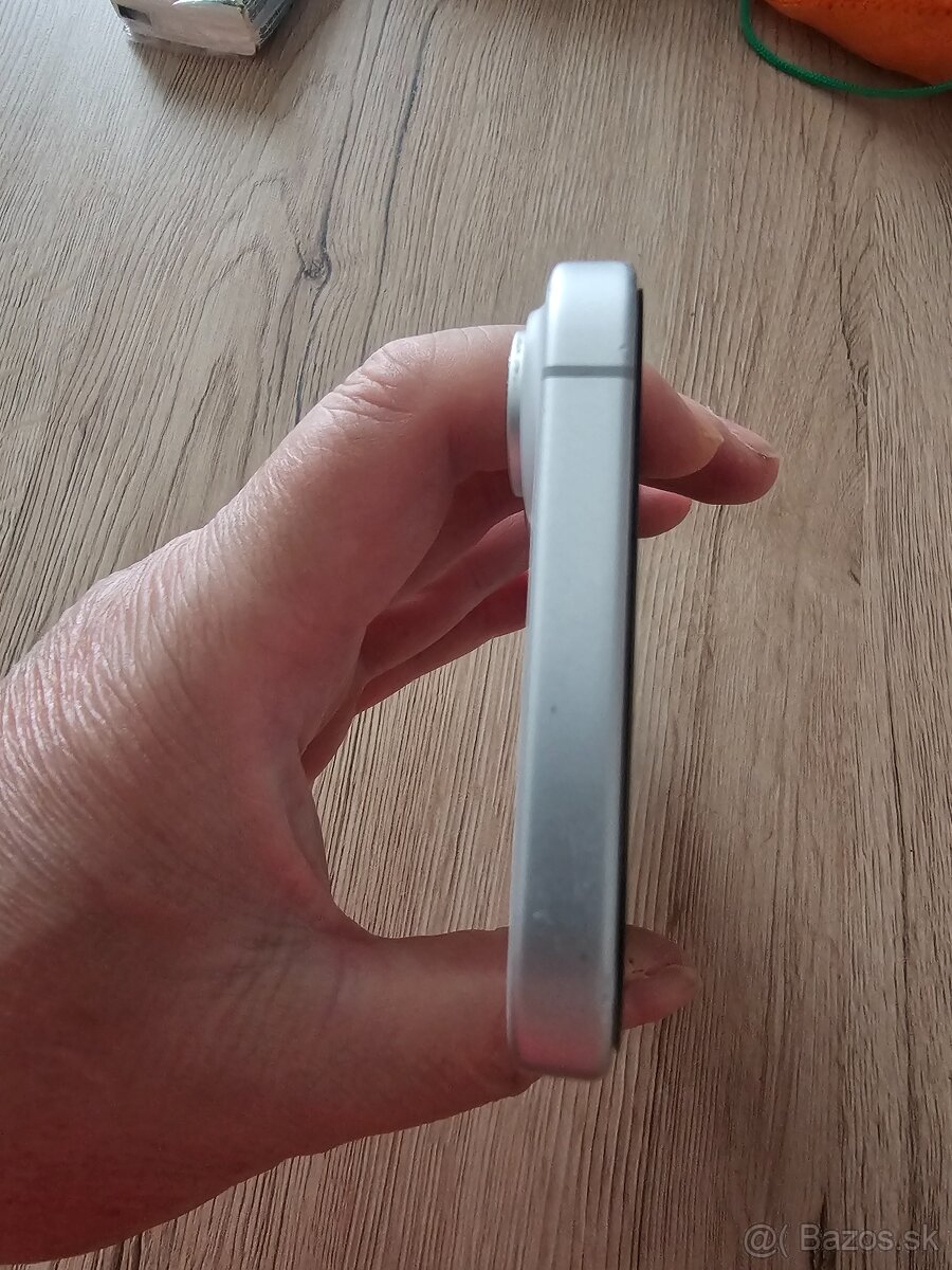 IPHONE 16 - 4