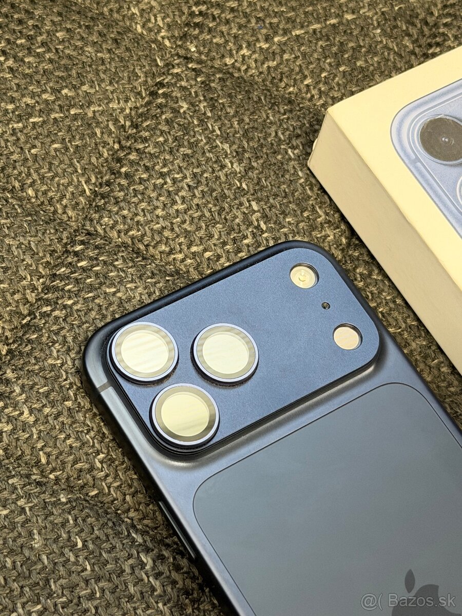 Apple iPhone 17 Pro Max 256GB Deep Blue - 4