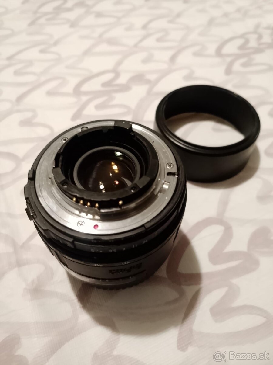 Sigma UC Zoom 28-70 pre Nikon - 4