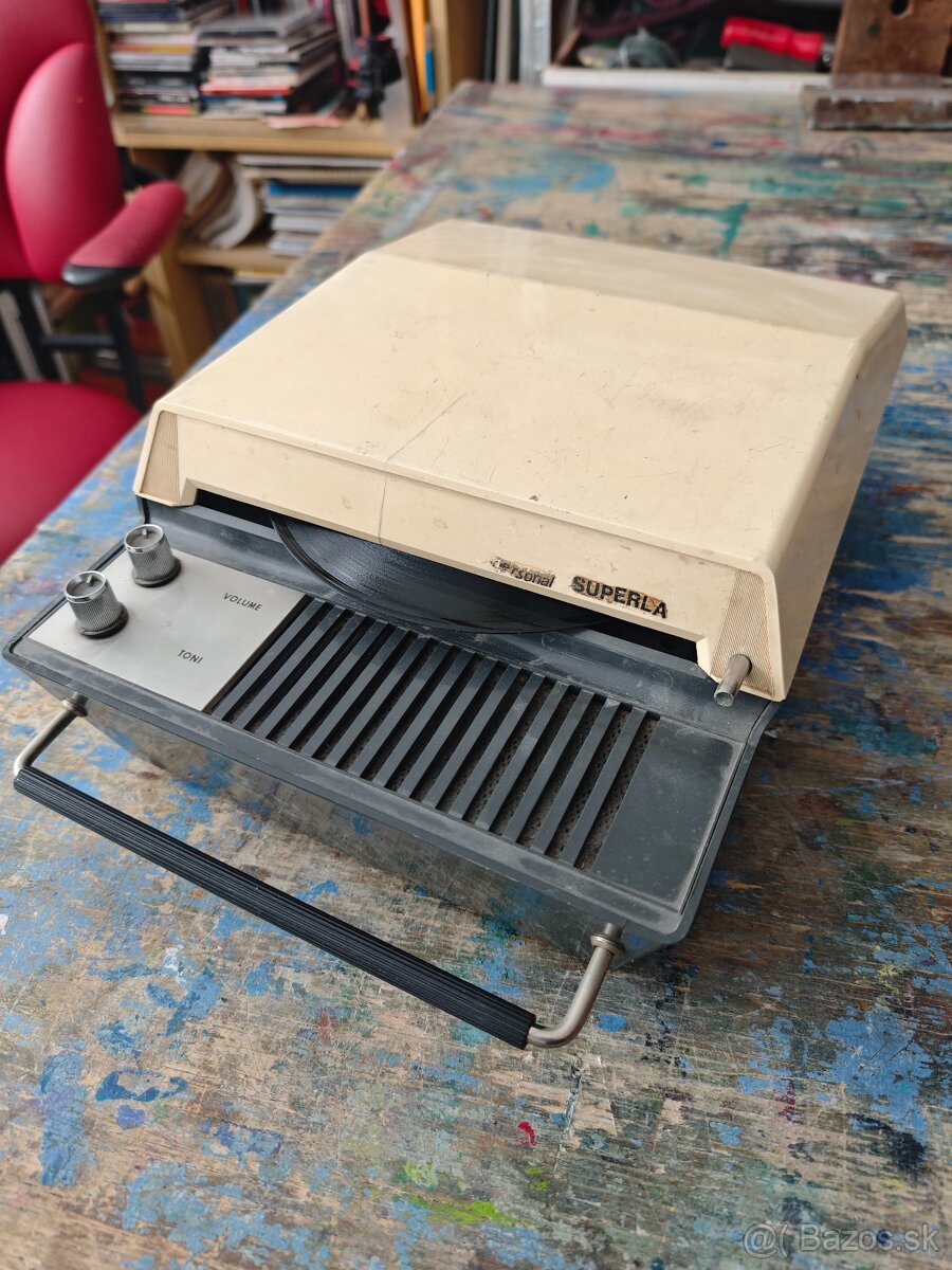 Predám retro prenosný gramofón - 4