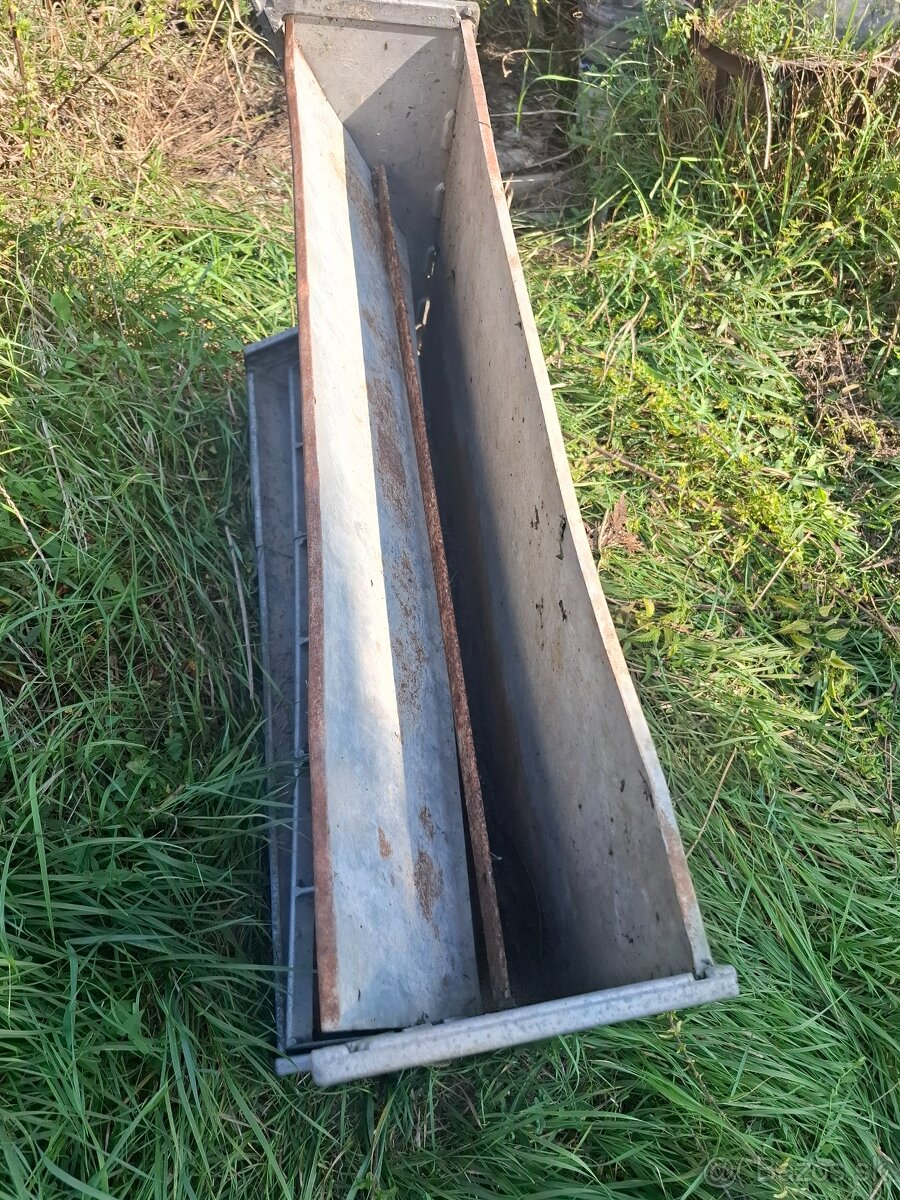 Krmitko pre prasce - 4