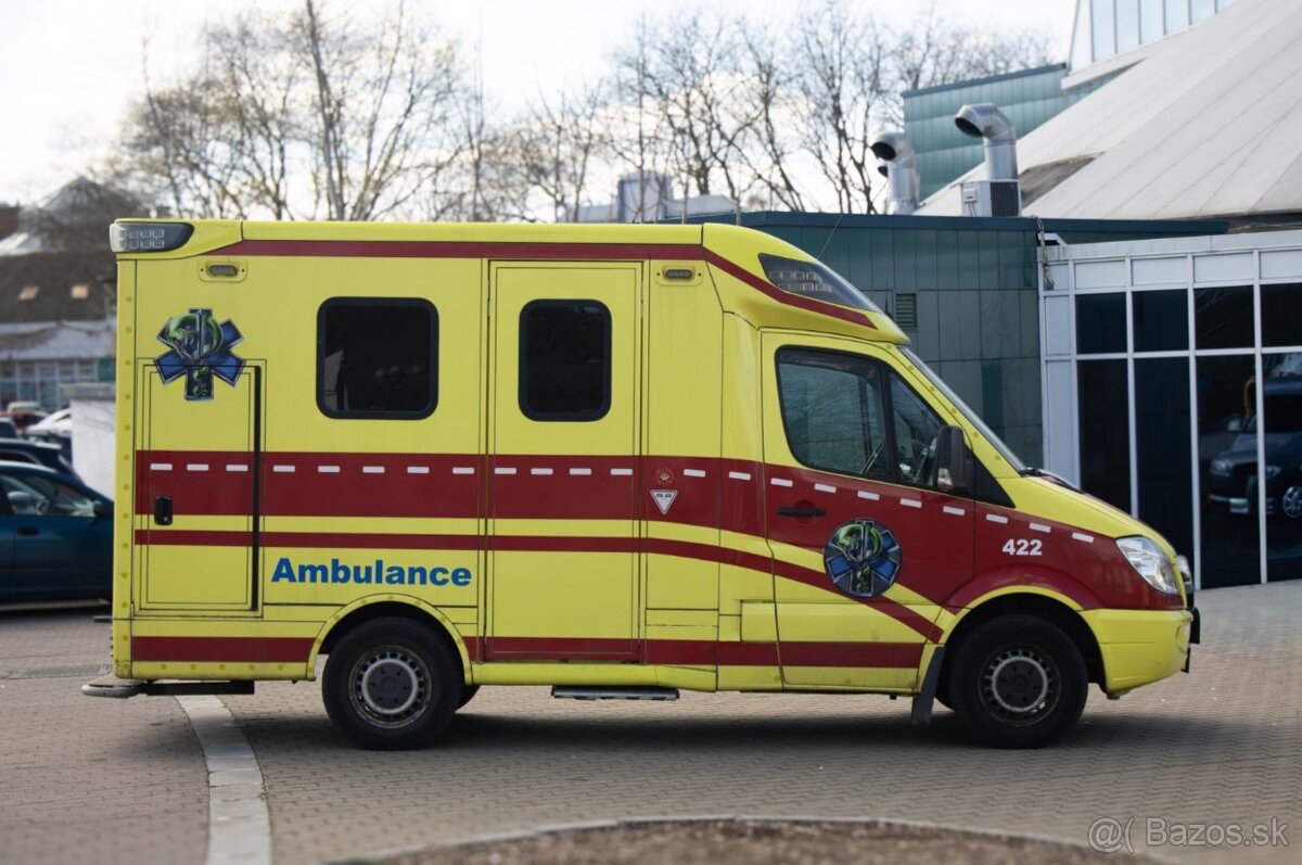 Mercedes-Benz Sprinter, sanitka, karavan - 4